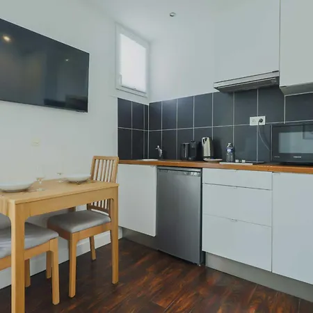 Charming - 2p- Parc Monceau Tatil Evi Paris